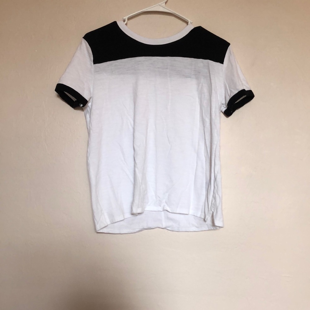 Black and white boyfriend shirt, lose fitting